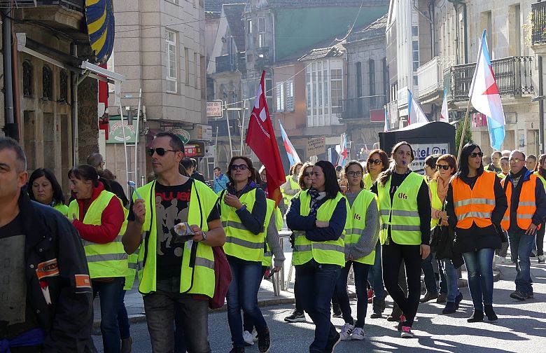 17-1251-18 ManifaMaderasIglesiasPorrinhoMos29.JPG